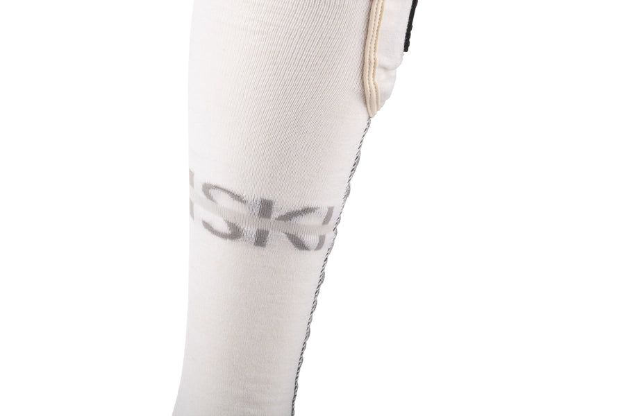 Calze Riscaldate - Aerowhite | Edizione Sport Invernali - USB-C | Sottili e Resistenti